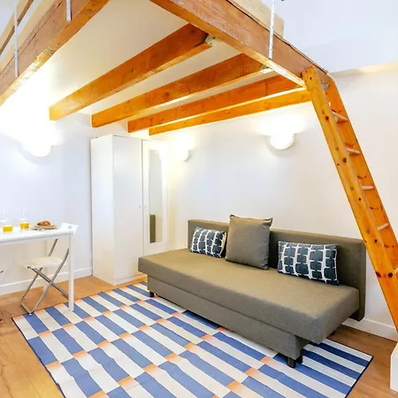 Apartment Cool Avec Mezzanine 17eme Arrondissement *