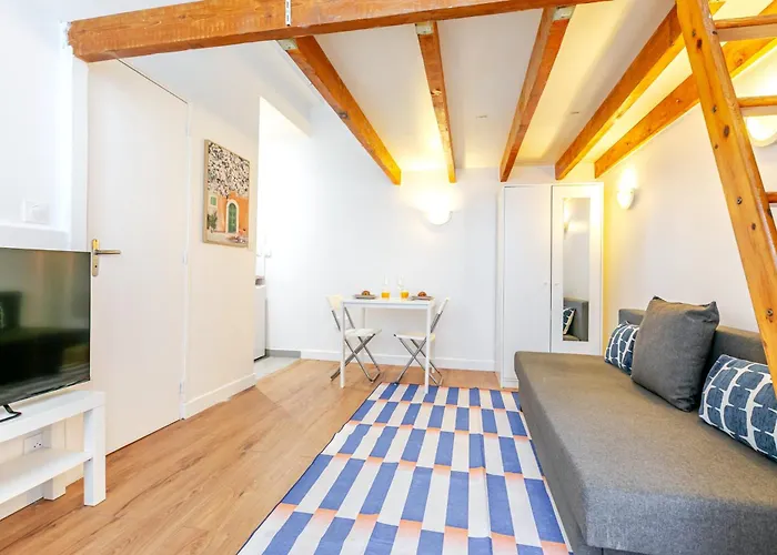 アパート Cool Avec Mezzanine 17eme Arrondissement パリ